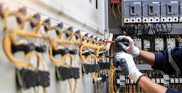 Professional Electrician technician working in Broadmoor, CA